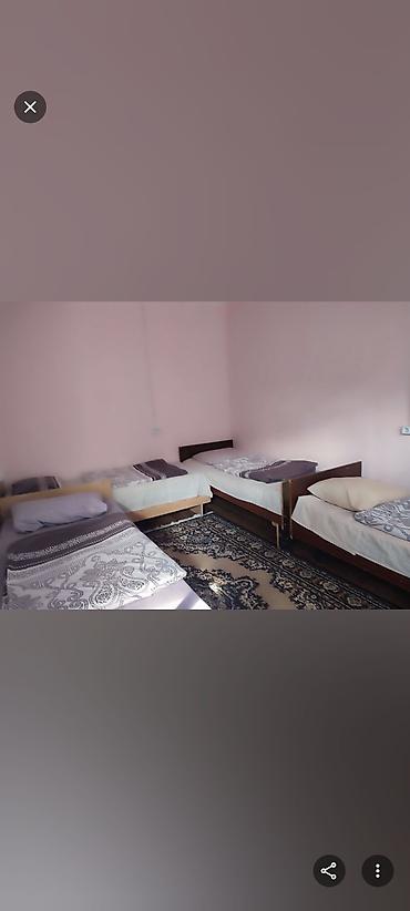 Посуточная аренда домов: Сдаю комнату и коттеджей частном доме. - Вместительные спальни с — 15
