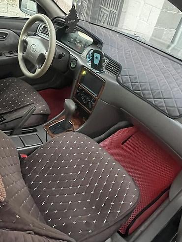 corolla 2018: Toyota Camry: 1998 г., 2.2 л, Автомат, Газ, Седан — 6