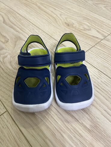обувь в садик: Шикарные сандалии adidas (оригинал)! размер 23. Состояние новых! В