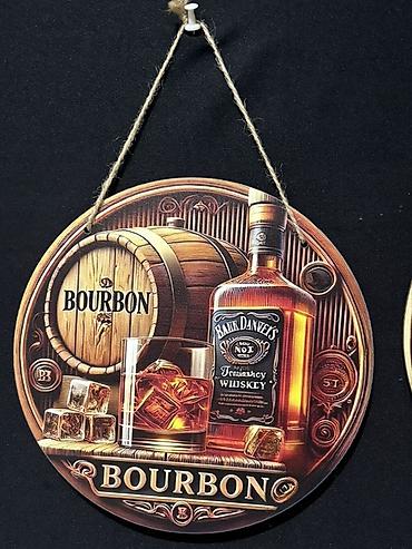 Ev üçün dekor: Dekorativ asılqan lövhələr – “Coffee Time” və “Bourbon” temalı. İkisi — 3