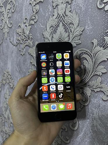 iphone s: IPhone 8, 64 GB, Qara, Barmaq izi, Simsiz şarj — 3