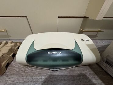 Printerlər: Salam, cox az işlənmiş demək olar ki yenidir,printer satiram