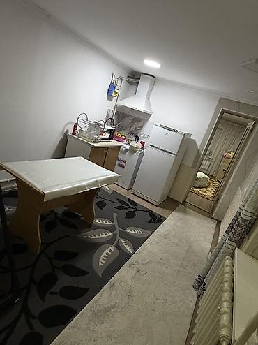 Продажа домов: 3 комнаты, 47 м², Бишкек, Восток-5 мкр Собственник — 3