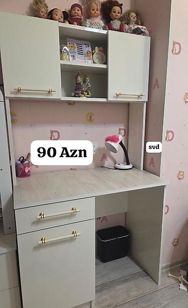 mega mebel: Yazı masası satilir .Qiymet 90 Azn.Xirdalan⁹¹³³Sevda — 1