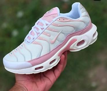 Patike: Cena 3300dinara Br 36-41 — 10