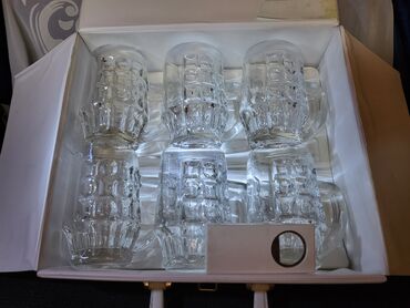 Čaše: Krigle nove italijanske 1972god. Krigle pun rad,sve na njima odsjaj na lalafo.rs — 1 Čaše: Krigle nove italijanske 1972god. Krigle pun rad,sve na njima odsjaj — 1