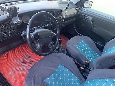 Volkswagen: Volkswagen Golf: 1996 г., 1.6 л, Механика, Бензин, Хэтчбэк — 5