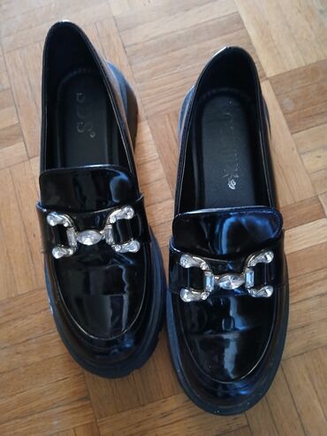 crvene cipele: Loafers, 39