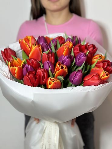 Букеты из живых цветов: Букет тюльпанов “Микс” - Состав: тюльпаны премиум-класса в яркой — 22