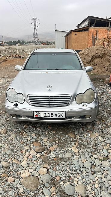 Mercedes-Benz C-Class: 2001 г., 3.2 л, Автомат, Седан at lalafo.kg Mercedes-Benz C-Class: 2001 г., 3.2 л, Автомат, Седан