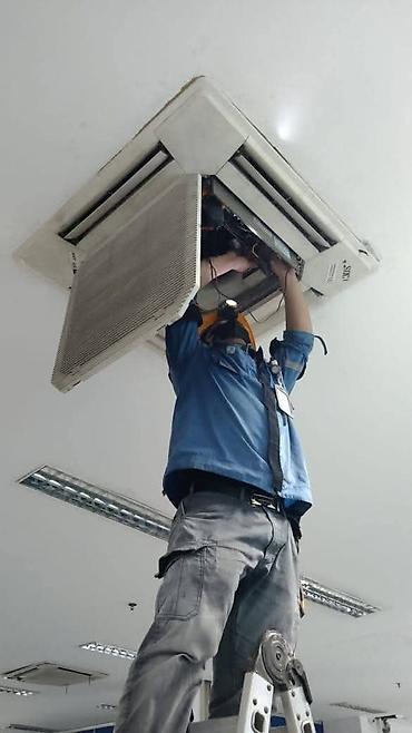 Установка кондиционеров: Кондиционер - Профессиональная установка сплит‑систем и кассетных — 2