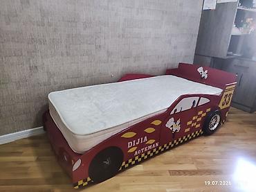 veşilkalar: Oğlan və qız üçün, İşlənmiş, 3 qapılı, Düz dolab — 5