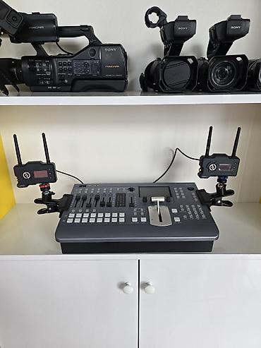 Sony MCS-8M Tam etibarlı və güvənli 7 kanallı 4 SDİ/3HDMİ HD PTS lalafo.az -da Sony MCS-8M Tam etibarlı və güvənli 7 kanallı 4 SDİ/3HDMİ HD PTS
