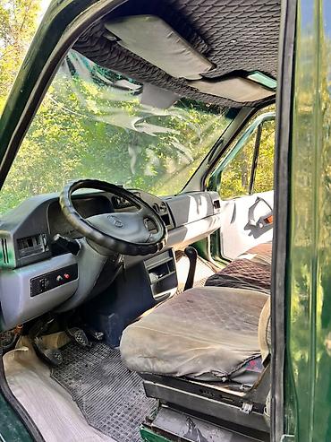 jcb эксковатор: Спринтер сатыкта абалы жакшы . Баардык озгочо белгилерге уруксат бар — 8