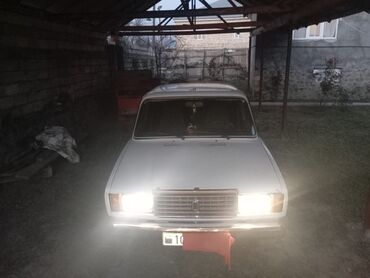 VAZ (LADA): VAZ 2107 sedan - Kuzov: ağ rəng, 4 qapı, klassik “07” dizaynı, xrom — 17