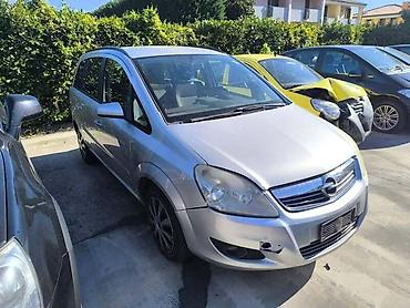 audi a4 2007 karavan: GEPEK VRATA ZA OPEL ZAFIRA OD 2005. DO 2008. GOD. | Gepek vrata u — 3