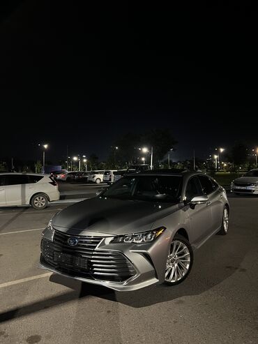 Toyota: Toyota Avalon: 2019 г., 2.5 л, Вариатор, Гибрид
