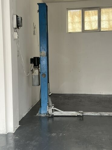 berber avadanliqlari: Abtoqaldırıcı hal hazırda istifade olunur 3 fazadır 4 tonluqdur