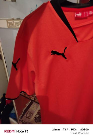 Kişi geyimləri: Orjinal Köynək Puma.Xaricden alınıb gətirmişik.1defe istifadə olunub — 2