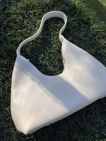 белые женские сумки: Сумка Белая сумка в наличии Удобная На лето самое То мягкая удобная