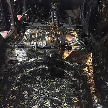 Перетяжка салона (автоателье): Lux Detailing — профессиональная перетяжка и реставрация потолка авто — 15