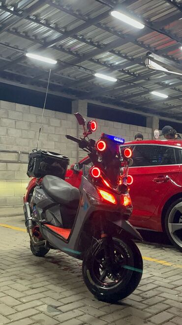 реле хонда: Макси скутер Honda, 160 куб. см, Бензин, Б/у