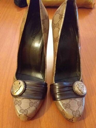 Women's Footwear: GUCCI ΓΟΒΕΣ ORIGINAL No 37.5 ΚΑΤΑΠΛΗΚΤΙΚΕΣ!!!!