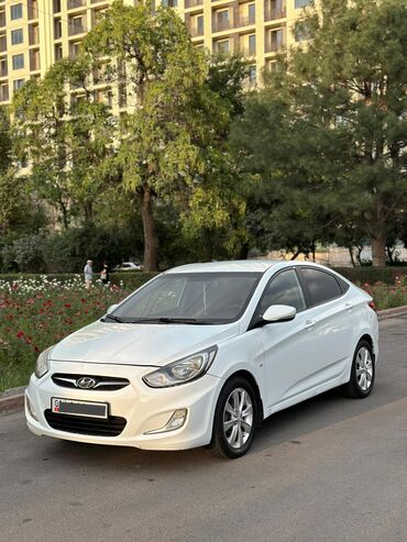 hyunda: Hyundai Solaris: 2011 г., 1.6 л, Автомат, Бензин, Седан