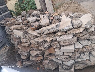 строительный мусор самовывоз: ДАРОМ, СРОЧНО
камни, район ГОИН