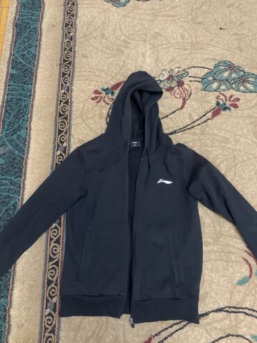 семейные одежды: Мужская толстовка, S (EU 36), Li-Ning, Б/у, цвет - Черный, Самовывоз