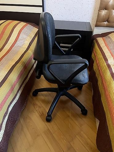 3 d rucka: Ofis/kreslo tipli iş stulu - Rəng: qara - Material: plastik karkas — 1