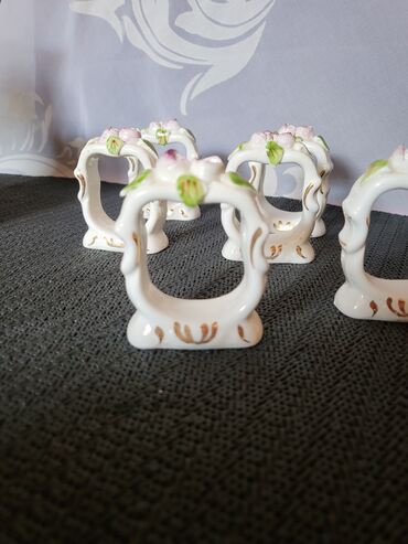 Kuhinjski setovi: Drzaci za salvete novi iz 70ih god.Nemacka Fena porcelan. Drzaci novi na lalafo.rs — 6 Kuhinjski setovi: Drzaci za salvete novi iz 70ih god.Nemacka Fena porcelan. Drzaci novi — 6