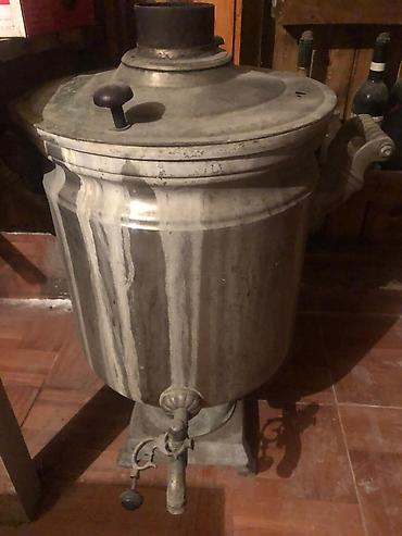 Samovarlar: Klassik metal samovar - Material: qalın metaldan (ehtimalən — 1