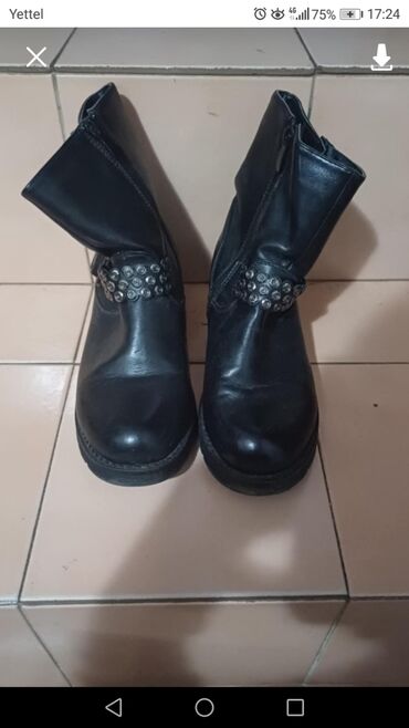 gianni crasto boots: Gležnjače, Alexander McQueen, 37