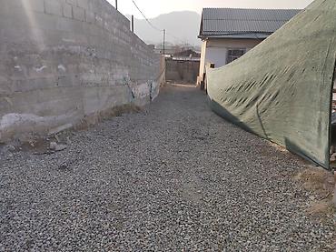 Продажа барачных домов: Ишкаванда Ак завод 38 сатылат квартирага алмашуу жолу бар ГАЗ СУУ СВЕТ — 5