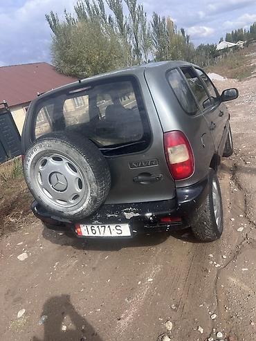 lada продажа: Chevrolet Niva: 2005 г., Механика, Бензин, Внедорожник — 3