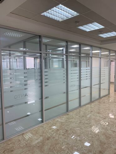 Алюминиевые окна на заказ: Перегородка Алюминиевый перегородка Цельно стеклянные Перегородки из — 27