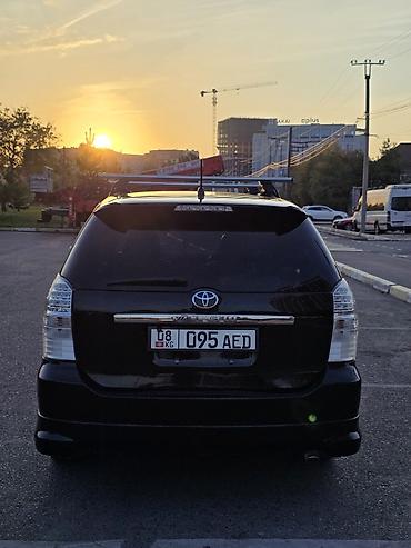 Toyota: Toyota WISH: 2003 г., Бензин, Вэн/Минивэн — 4