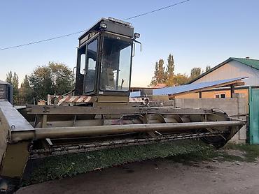 Самоходные косилки: Самоходная косилка-возило E 302 Жатка шумахер Привозной в этом сезон — 11