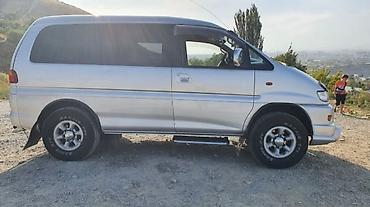 Mitsubishi: Mitsubishi Delica: 2003 г., 3 л, Автомат, Бензин, Минивэн at lalafo.kg — 4 Mitsubishi: Mitsubishi Delica: 2003 г., 3 л, Автомат, Бензин, Минивэн — 4