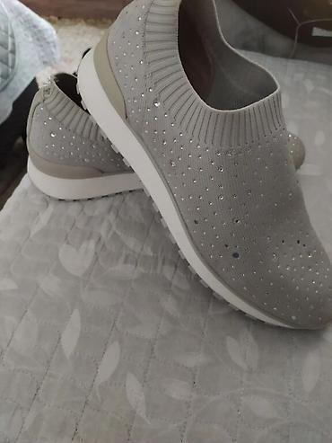 Кроссовки и спортивная обувь: Кроссовки, 38, 39, Caprice, Б/у, цвет - Серый, Самовывоз — 23