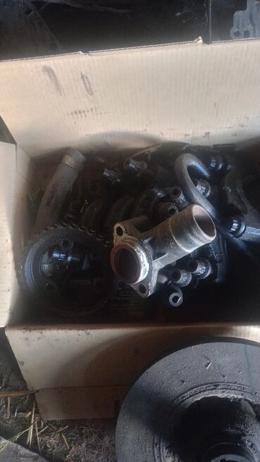 Другие детали для мотора: Набор деталей ГРМ и навесных элементов двигателя (б/разбор) В — 2