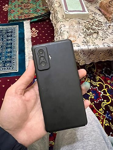Poco: POCO F4 GT полный родной никаких царапин в экране, есть коробка — 4