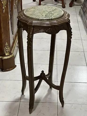 duseci akcija: Postament sa zelenim mermerom – Dobro stanje 🌟 Prečnik: 42 cm — 3