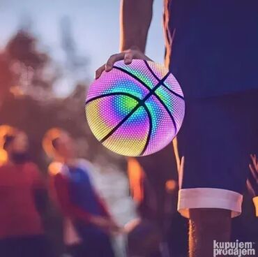 Rekviziti za vežbanje: Prava svetleca lopta za kosarku holgramska hologramska košarkaška — 9