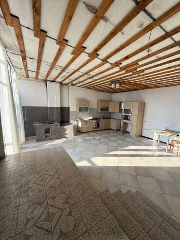 Долгосрочная аренда домов: 368 м², 6 комнат — 6