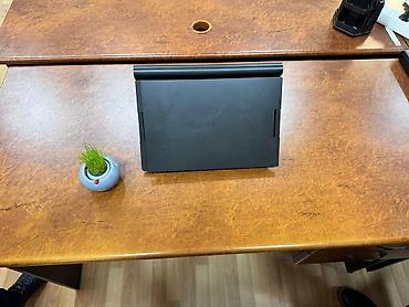 samsung 17: Portativ üçlü ekran aksesuarı – noutbuklar üçün genişlənən iki yan — 1