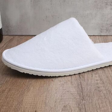 обувь мужская зима: Домашние тапочки цвет - Белый