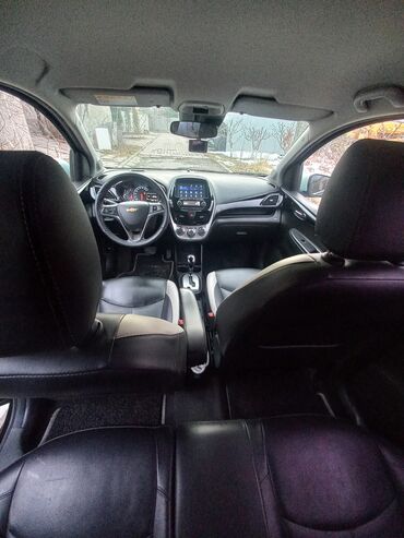 Chevrolet: Chevrolet Spark: 2016 г., 1 л, Вариатор, Бензин, Хэтчбэк — 5