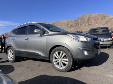 Hyundai: Hyundai Tucson: 2010 г., 2 л, Автомат, Дизель, Кроссовер — 9